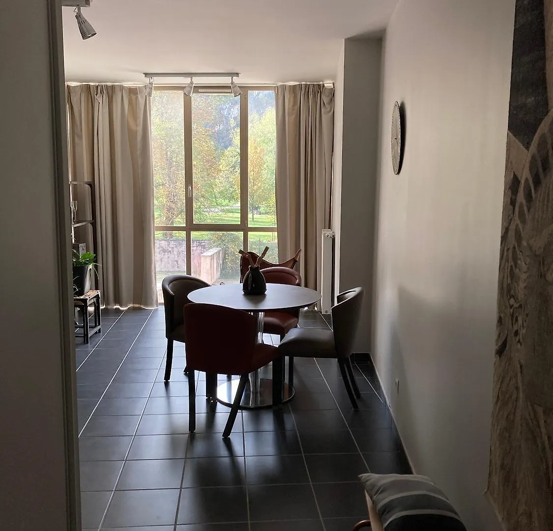 Tempologis - Chateau De La Rochette Fontaine  Apart Otel Fontaine (Rhone-Alps)