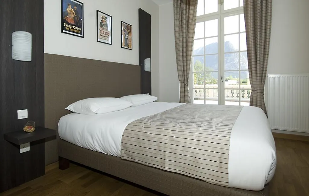 Tempologis - Chateau De La Rochette Aparthotel Fontaine Fontaine (Rhone-Alps)